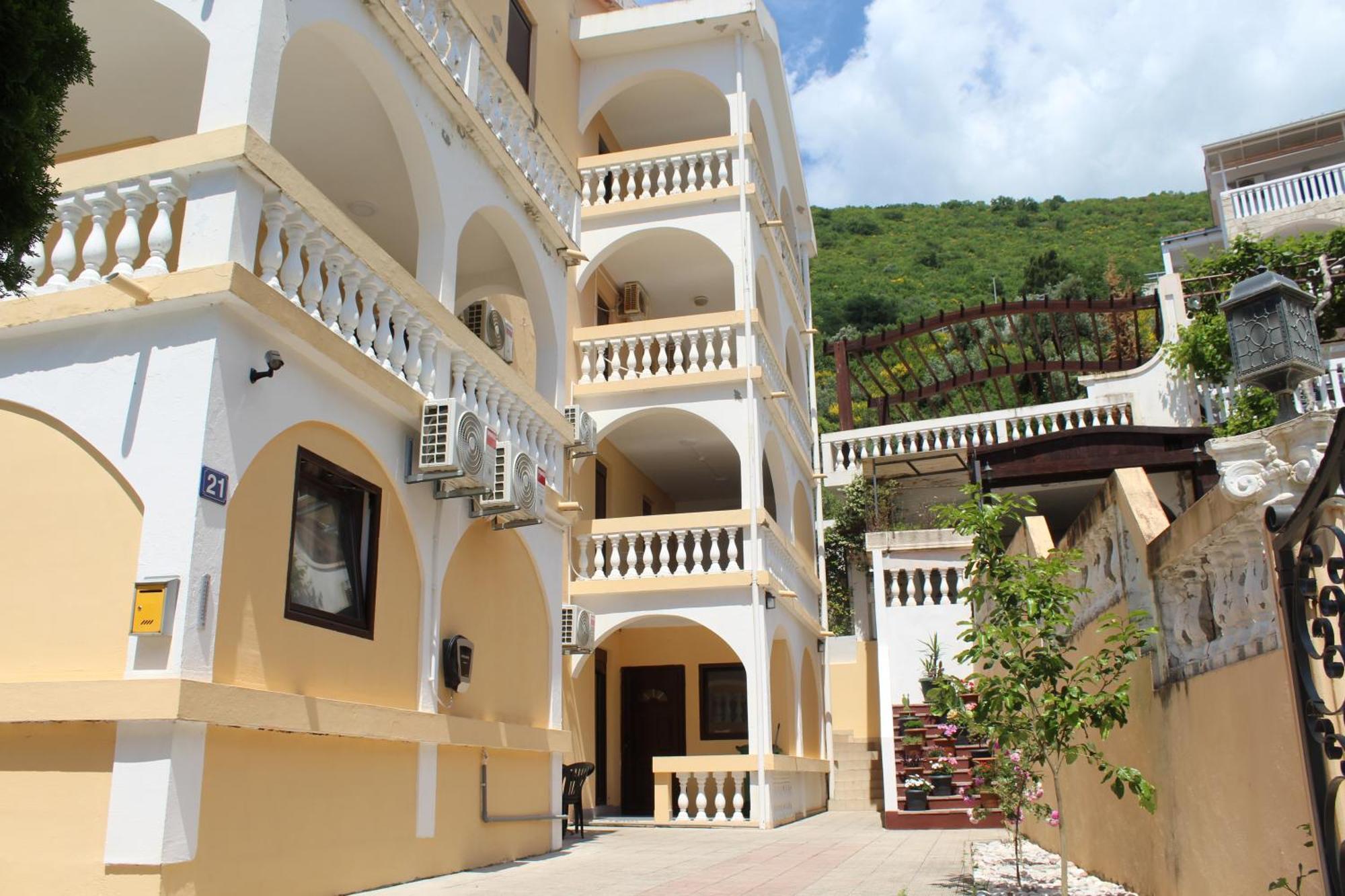 Apartmani Lime Petrovac Dış mekan fotoğraf